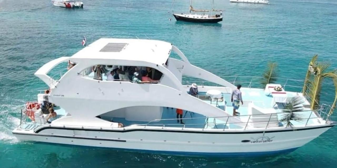 Party Boat Privado: Tu Celebración en el Mar - Foto 3